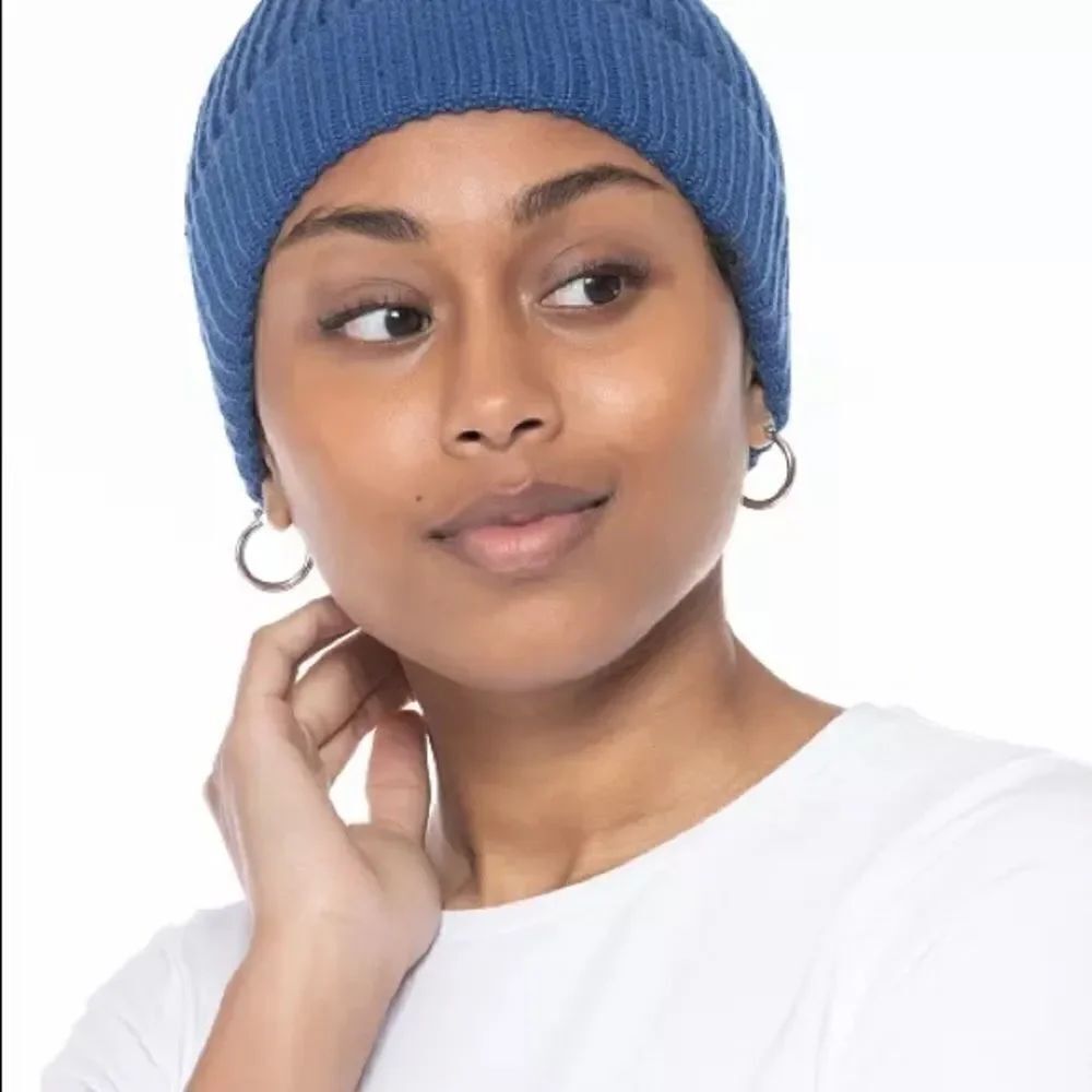 NWT Style and co solid blue cuffed beanie hat
